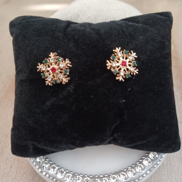 Gold Winter Holiday Rhinestone Snowflake Stud Earrings - Picture 2 of 8